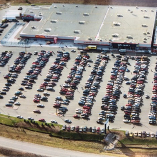 SMARTCENTRES OUVRE SON PREMIER WALMART À BARRIE, EN ONTARIO